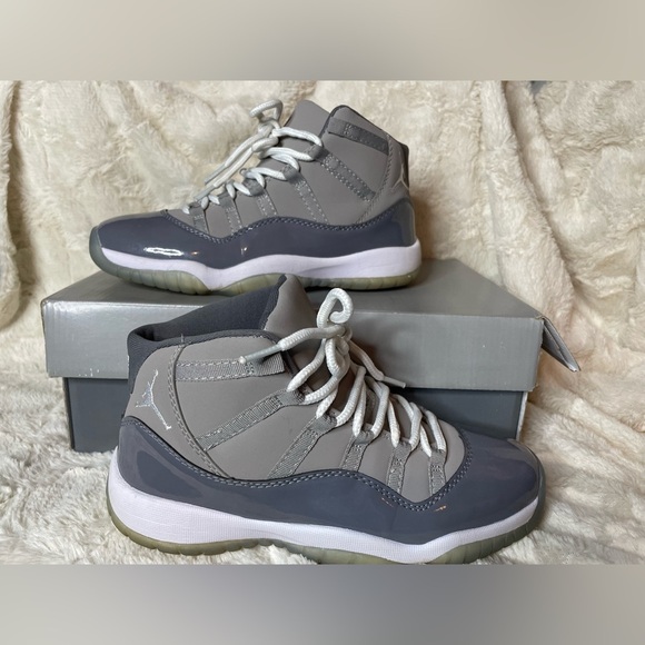 Jordan 11 Retro Cool Grey (2021) size 8 - Picture 1 of 8